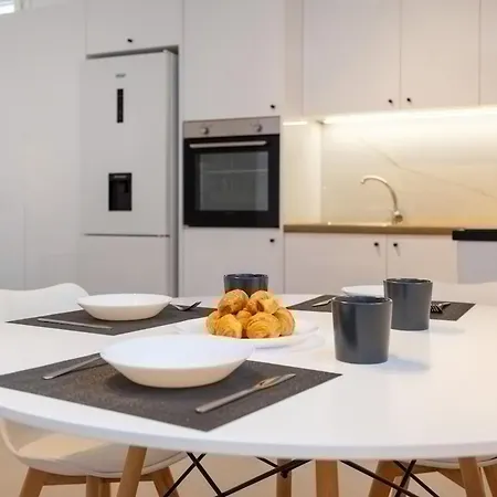 Naxos Mini Cube *